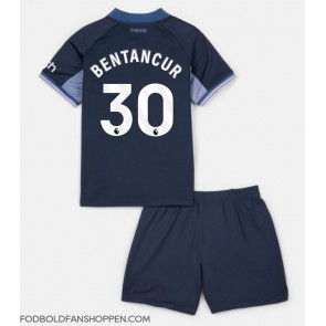 Tottenham Hotspur Rodrigo Bentancur #30 Udebanetrøje Børn 2023-24 Kortærmet (+ Korte bukser)